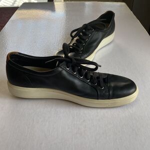 ECCO Women’s Soft Black Leather Sneakers Size 42